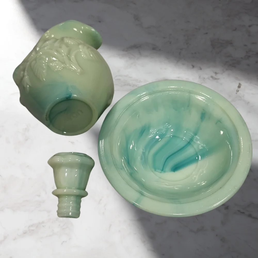 Vintage Avon Jadeite Green Swirl Milk Glass  Pitcher With Stopper and‎ Basin